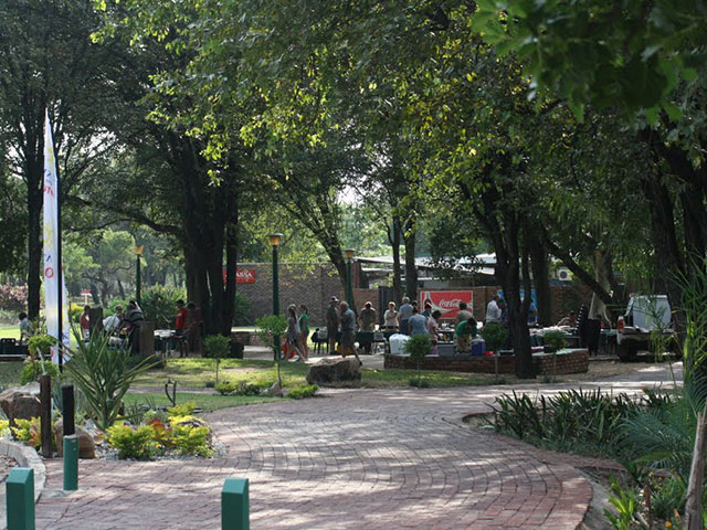 Upington Resort Accommodation - Die Eiland Holiday Resort