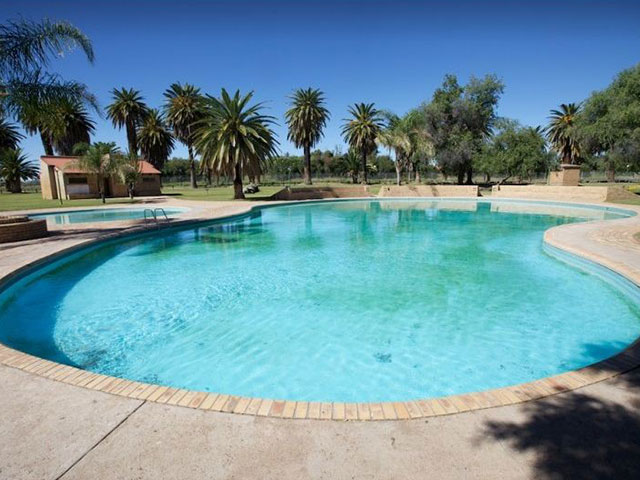 Upington Resort Accommodation - Die Eiland Holiday Resort