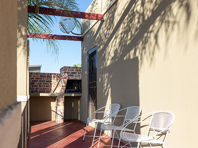 Upington Lodge Accommodation - High Breeze Lodge