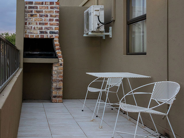 Upington Lodge Accommodation - High Breeze Lodge
