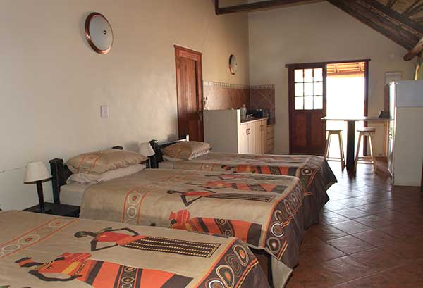 Upington Lodge Accommodation - Kalahari Mondate Lodge