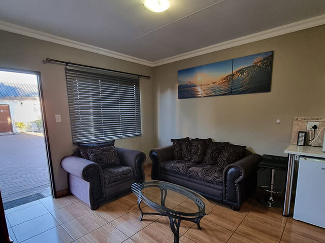 Upington Lodge Accommodation - The Cape Lodge