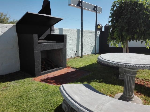 Upington Lodge Accommodation - The Cape Lodge