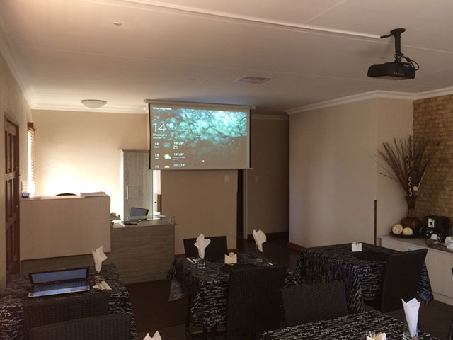 Upington Lodge Accommodation - The Cape Lodge