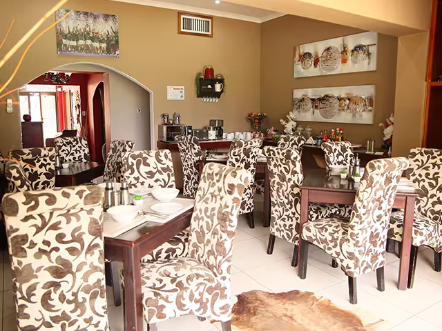 Guest House in Upington - Moonriver Guest House