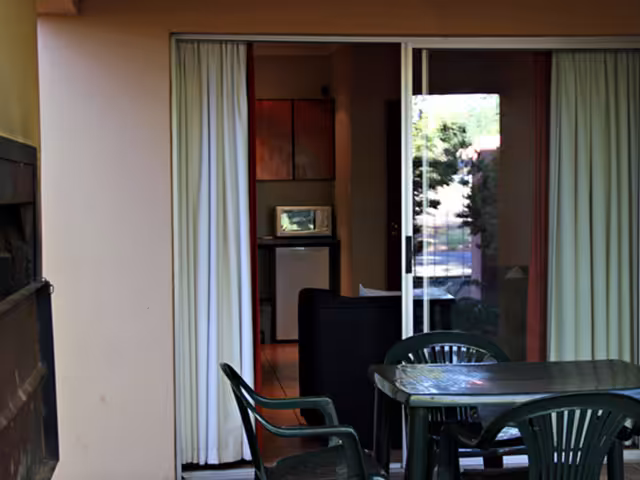 Guest House Accommodation in Upington - Habitat Guest Village